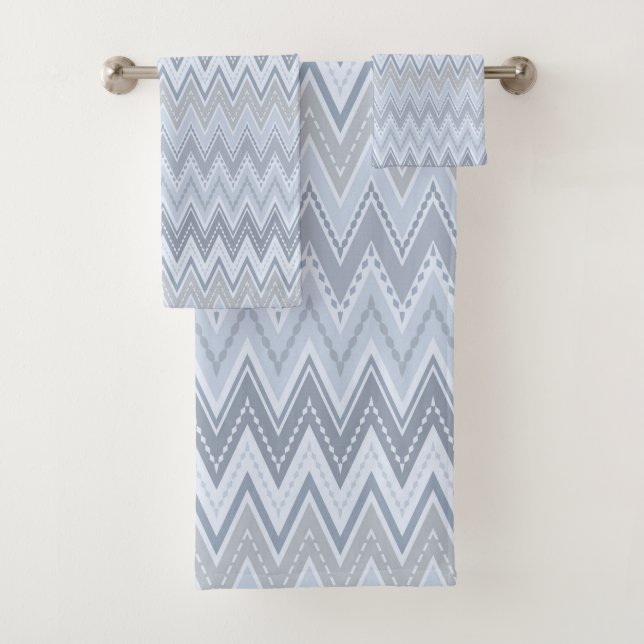 Light blue zigzag bath towel set (Insitu)