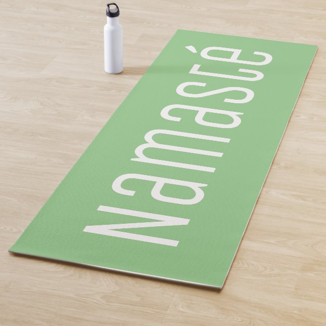 Light green Namasté yoga mat for gym exercises (In Situ)