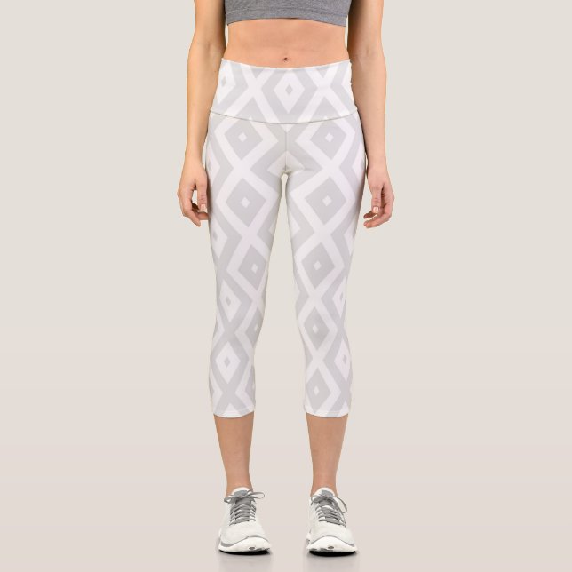 Light grey and white diamond pattern capri leggings (Front)