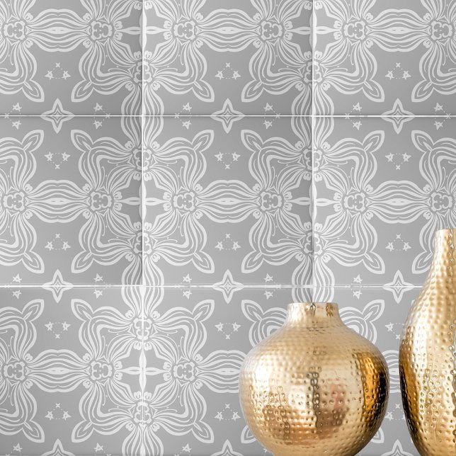 Light Grey And White Ornate Elegant Damask Pattern Tile (Creator Uploaded)