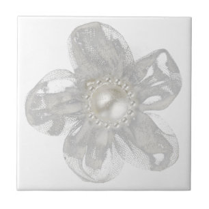 Light grey tulle flower tile