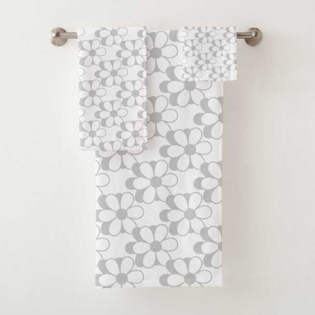 Light Grey & White Flowers on White Bath Towel Set (Insitu)