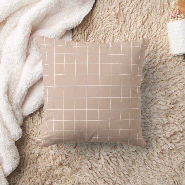 Light pink aesthetic background grid pattern cushion (Blanket)