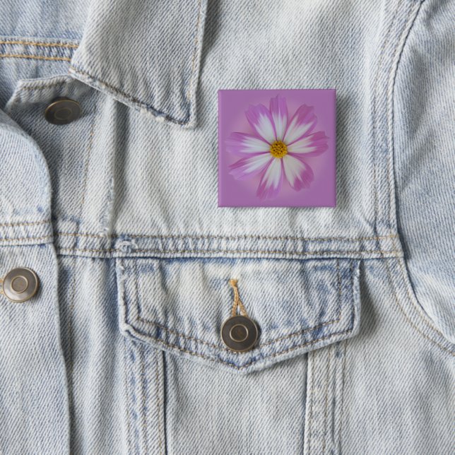Light purple flower 15 cm square badge (In Situ)