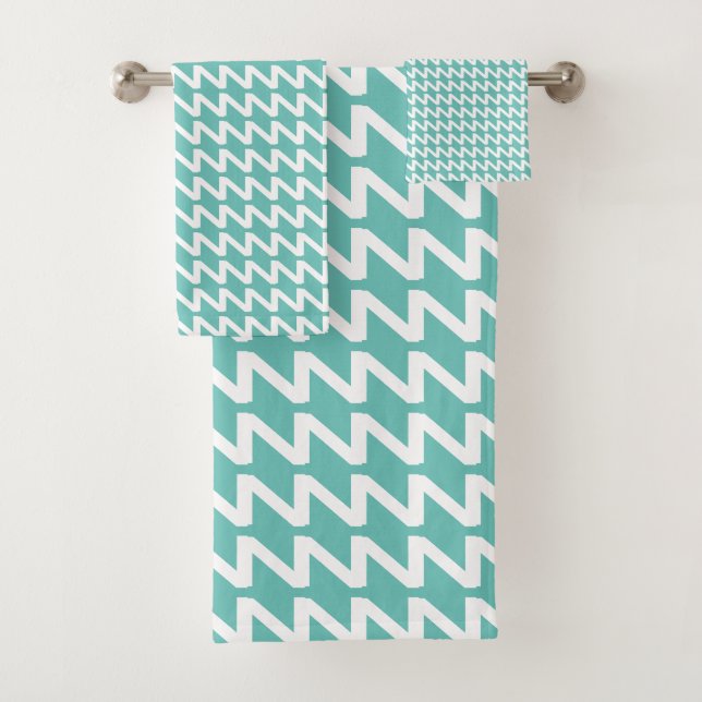 Light Teal and white Modern Sharp Waves Bath Towel Set (Insitu)