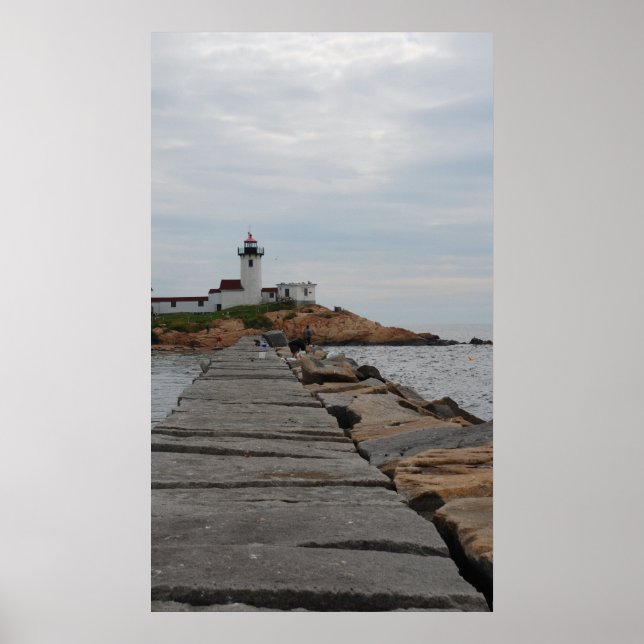 Lighthouse on a cloudy day poster (Front)