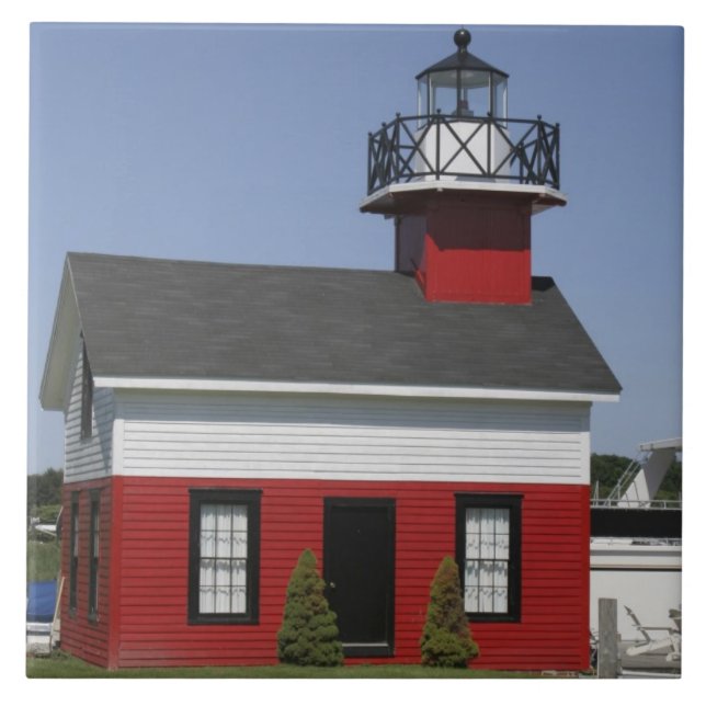 Lighthouse relocated shore in Douglas near Tile (Front)