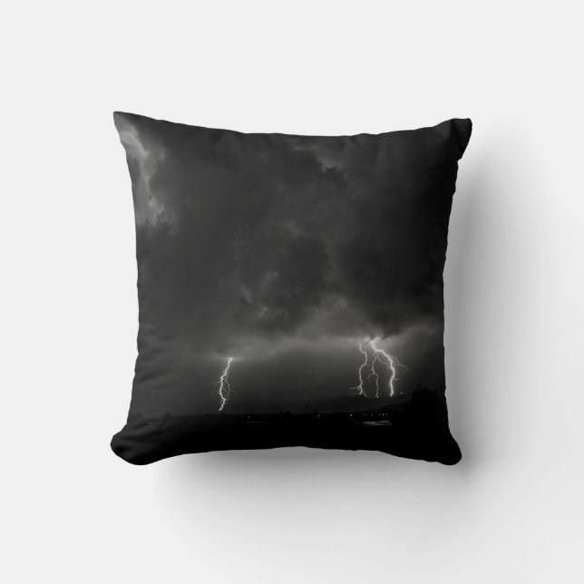 LIGHTNING ILLUSTRATION CUSHION (Front)