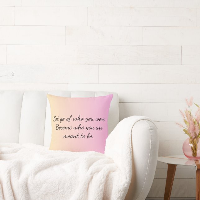 Lilac Dreams – Motivational Cushion (Couch)