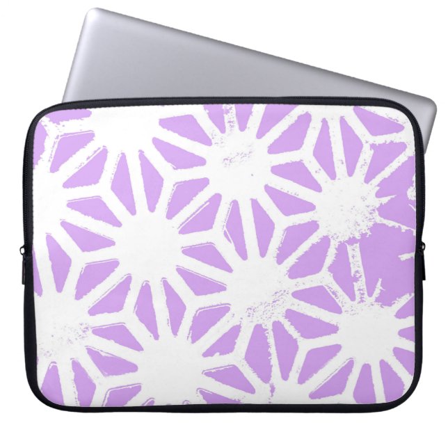 Lilac geometric pattern laptop sleeve (Front)