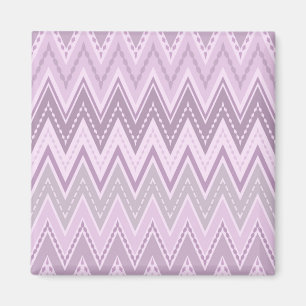 Lilac, pink , zigzag magnet