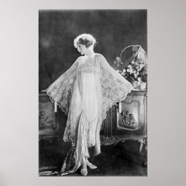 Lillian Gish Classic Poster (Front)
