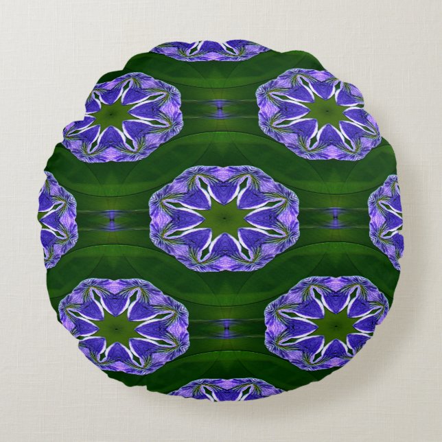 Lily pad stars....... round cushion (Front)