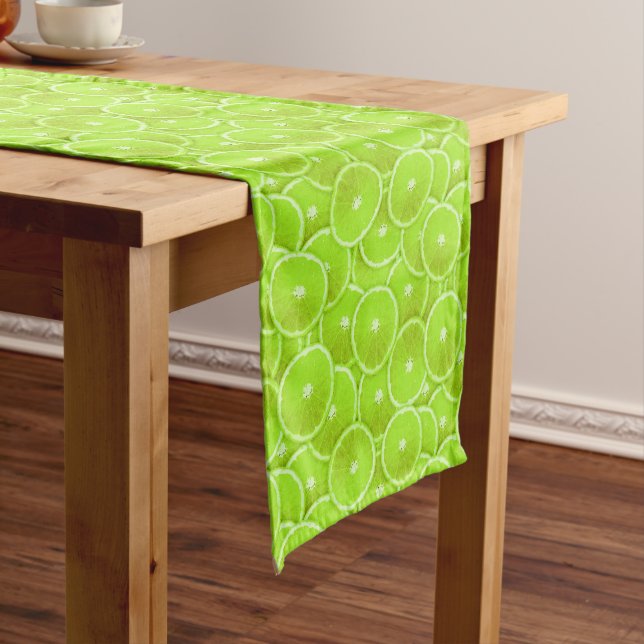 Lime slices short table runner (In Situ)