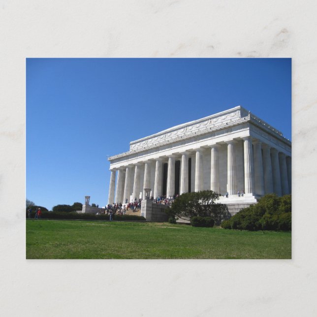 Lincoln Memorial in Springtime Postcard (Front)