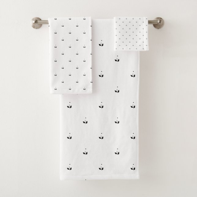 Line art, White Lilac Bath Towel Set (Insitu)