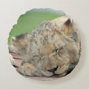 Lion 014 round cushion