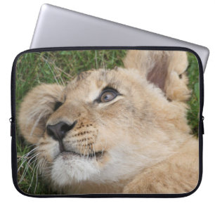 Lion 022 laptop sleeve