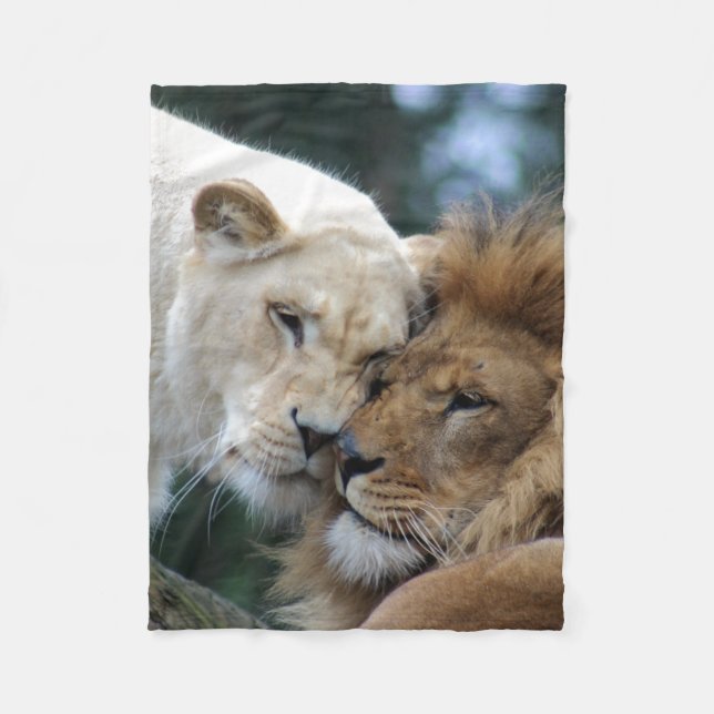 Lion Fleece Blanket (Front)