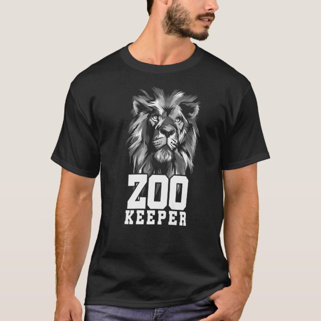 Lion Graphic Animal Keeper Zoo Keeper Animal Zoos T-Shirt (Front)