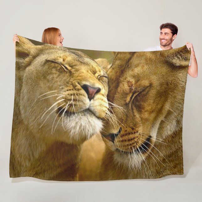 Lion Love Plush Fleece Blanket (In Situ)