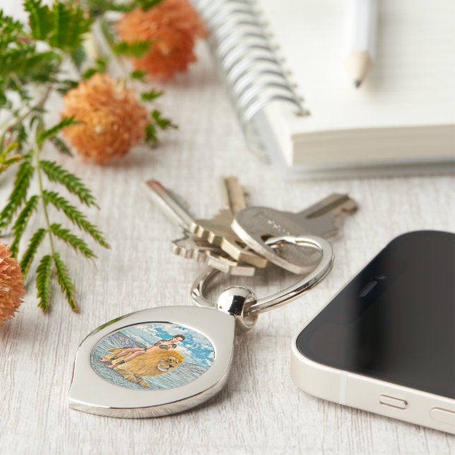 Lion Queen Fantas Key Ring (Side)