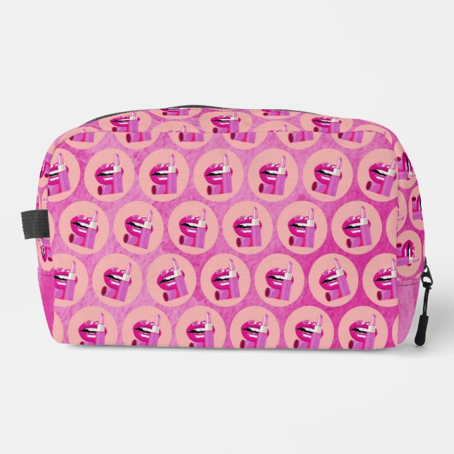 Lips Dopp Kit (Front)
