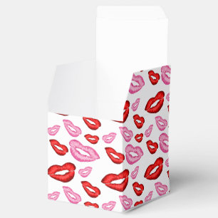 Lipstick prints favour box