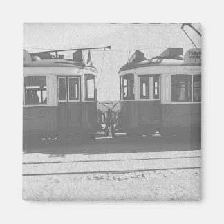 Lisbon trams magnet