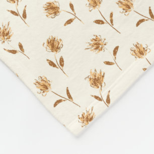 Little Budding Queen Annes - cottage core pattern. Fleece Blanket