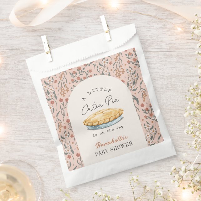 Little Cutie Pie Pink Floral Baby Shower Favour Bags (Clipped)