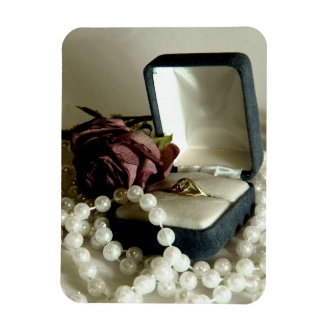 Little Diamond II Magnet (Vertical)