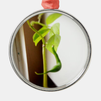 Little Green Bean Pod Metal Tree Decoration