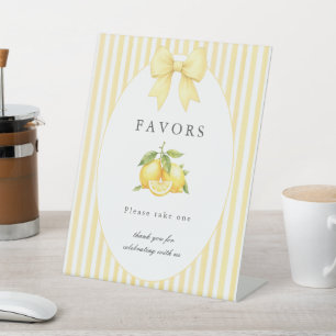 Little Lemon Mama's Main Squeeze Baby Shower Favou Pedestal Sign