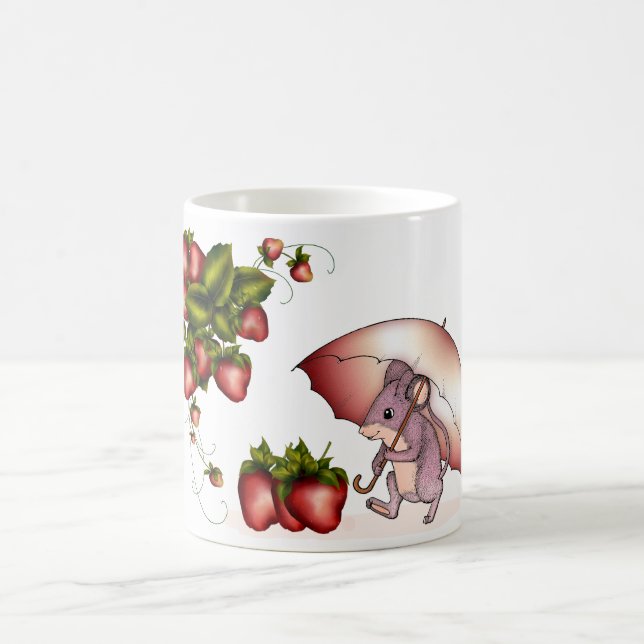 Little mouse with strawberry's mug (Center)