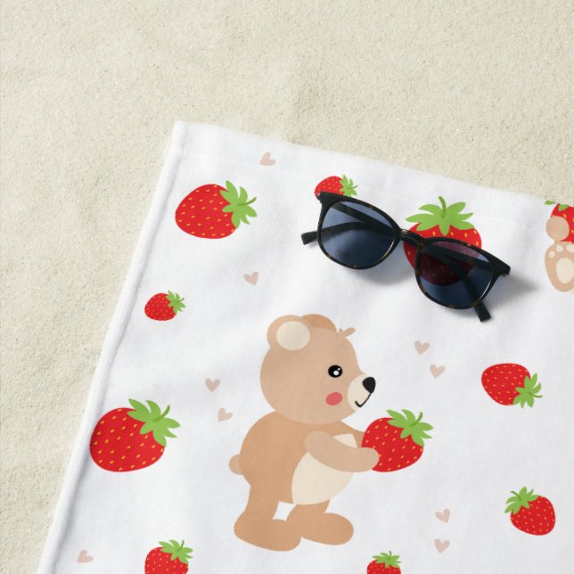 Little teddy bear with strawberry beach towel (In Situ)