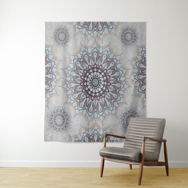 Little white floral fallen to the rural tapestry (In Situ)