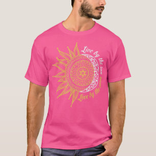 Live By he Sun Love By he Moon Hippie Life Gifts T-Shirt