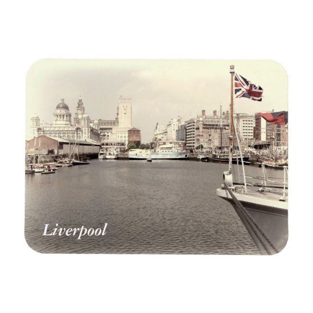 Liverpool by the docks magnet (Horizontal)