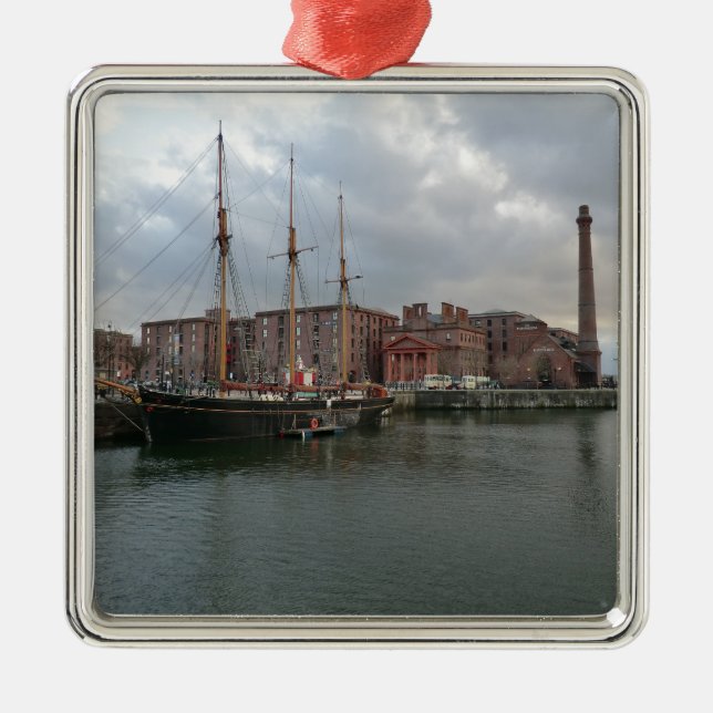 Liverpool's Albert Dock Metal Tree Decoration (Front)