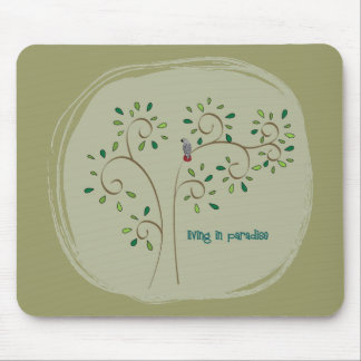 living in paradise mouse mat