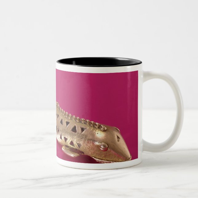 Lizard, from Colombia Two-Tone Coffee Mug (Right)