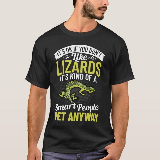 Lizard Pet Reptile Eggs Cage Food T-Shirt (Front)