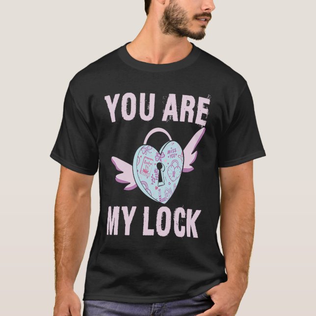 Lock and Key Men Women Husband Wife Couples Valent T-Shirt (Front)