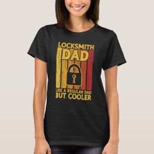 Locksmith Lockpicking Quote Employee Locksmithing T-Shirt