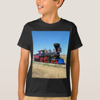 Locomotive Steam Engine Train Photo T-Shirt
