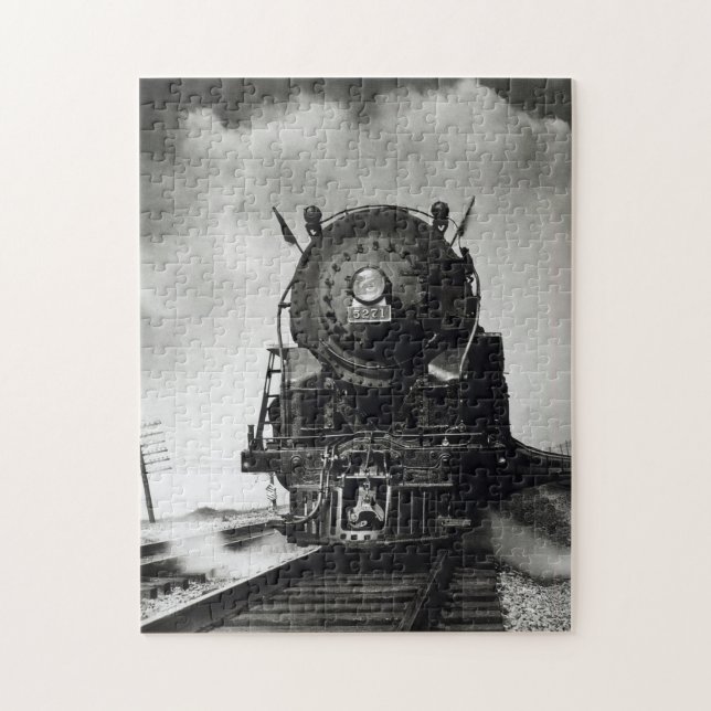 Locomotive to steam jigsaw puzzle (Vertical)
