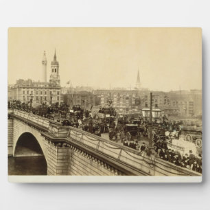 London Bridge, c.1880 (sepia photo) Plaque