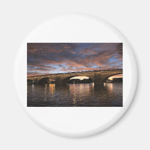 London Bridge Magnet