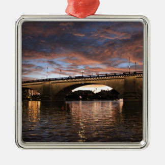 London Bridge Metal Tree Decoration